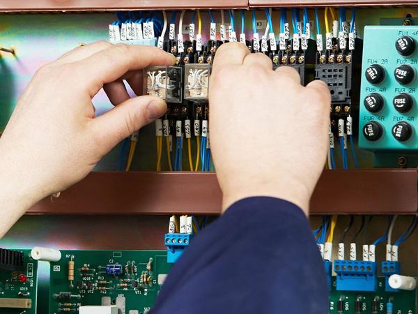 江苏曼威德电气 专业网站建设助力企业数字化转型